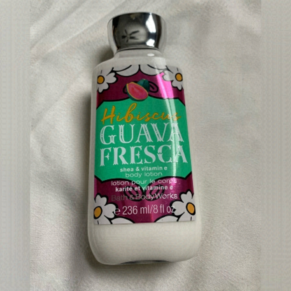 Bath & Body Works “Hibiscus Guava Fresca” Body Lotion